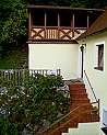 Holiday accommodation Goegerhaus in Egloffstein: Stairway to the holiday apartments (JPG, 3 kByte)
For large-scale sights click onto the image