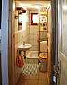For larger scale of picture click here! Holiday apartment Mountain in the Goegerhaus: WC and bath room (JPG, 4 kByte)