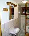 For larger scale of picture click here! Holiday apartment Mountain in the Goegerhaus: Bath room sink (JPG, 3 kByte)